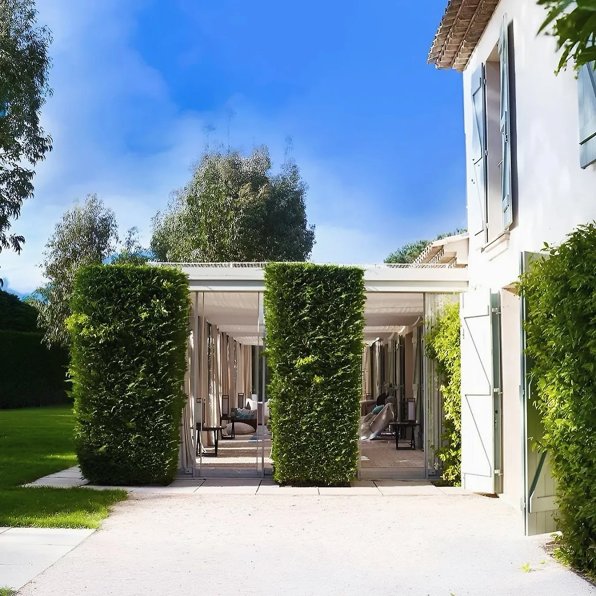 Фото © Instagram (признан экстремистской организацией и запрещён на территории Российской Федерации) / gentlemensparliament