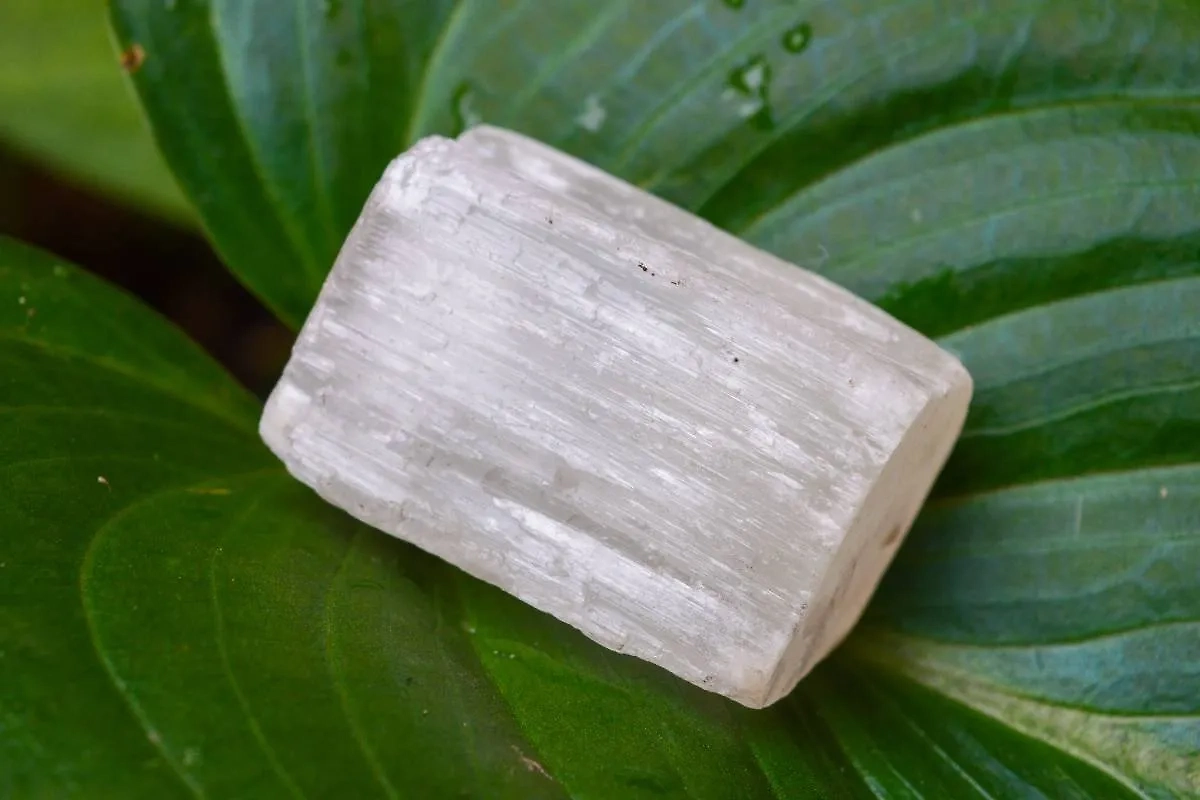 Простые способы защитить энергию с кристаллами. Фото © Shutterstock / FOTODOM /  jimena terraza