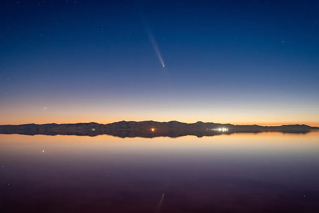 Комета, которую мы видим раз в 160 тысяч лет. Фото ТАСС / AP / Spenser Heaps