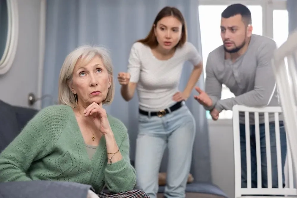 Тёща с именем Таисия — ходячий неадекват, который никогда не идёт на компромиссы. Фото © Shutterstock / FOTODOM / BearFotos