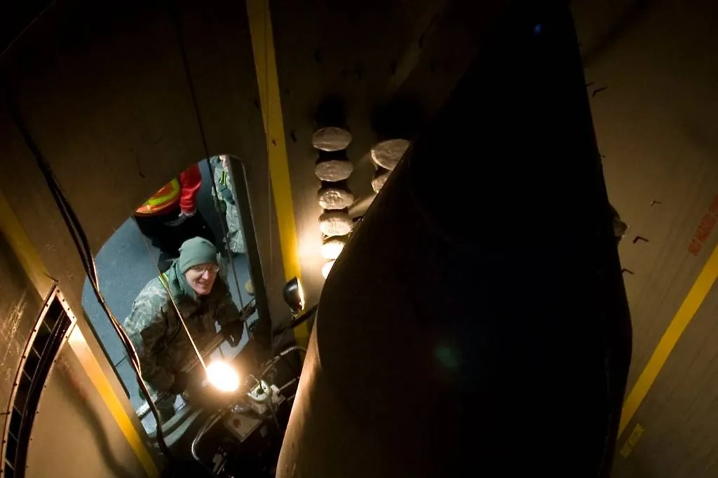 Ракета GBI в шахте на Аляске. Фото © Flickr / U.S. Missile Defense Agency