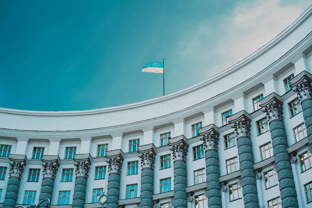 Здание правительства Украины. Фото © Shutterstock / FOTODOM / AndriiKoval