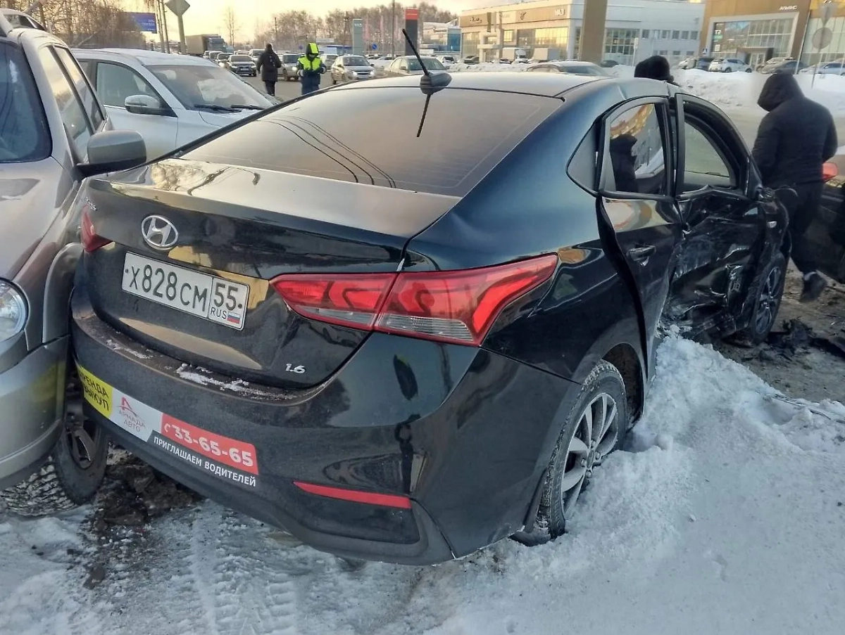 Последствия ДТП. Фото © VK / Управление МВД России по Омской области