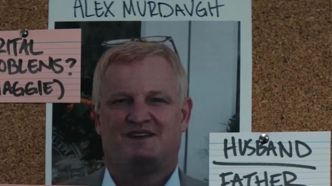 Сериал «Мёрдо: Смерть в семье» рассказывает о влиятельном клане магнатов и его закате. Фото © Кадр из фильма «Мёрдо:Смерть в семье», режиссёры Стивен Пит, Эрин Ли Карр, сценаристы Эрин Ли Карр, Майкл Д. Фуллер, Мэнди Мэтни / Kinopoisk