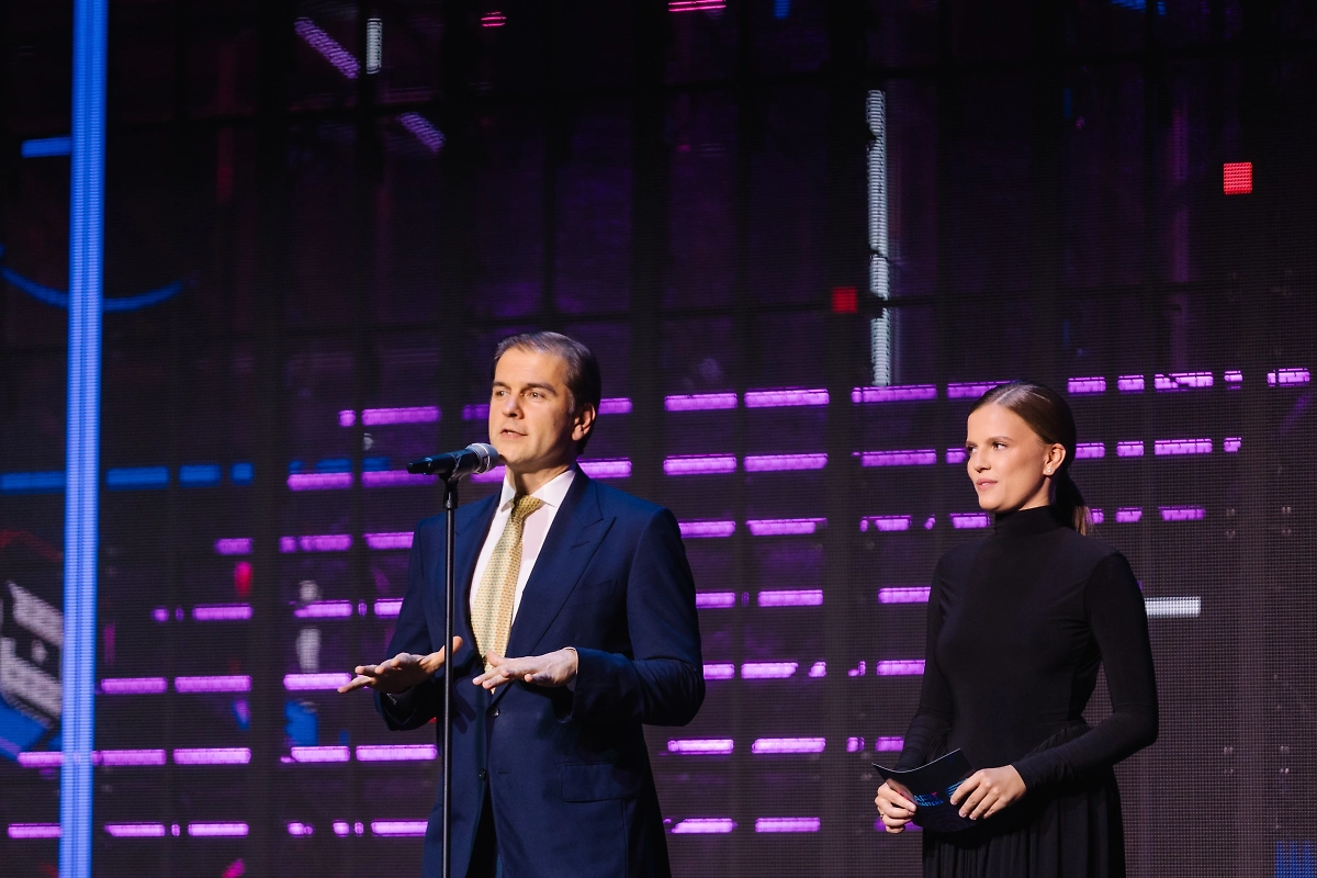 Сергей Новиков на церемонии награждения. Фото © Art Masters / Life.ru