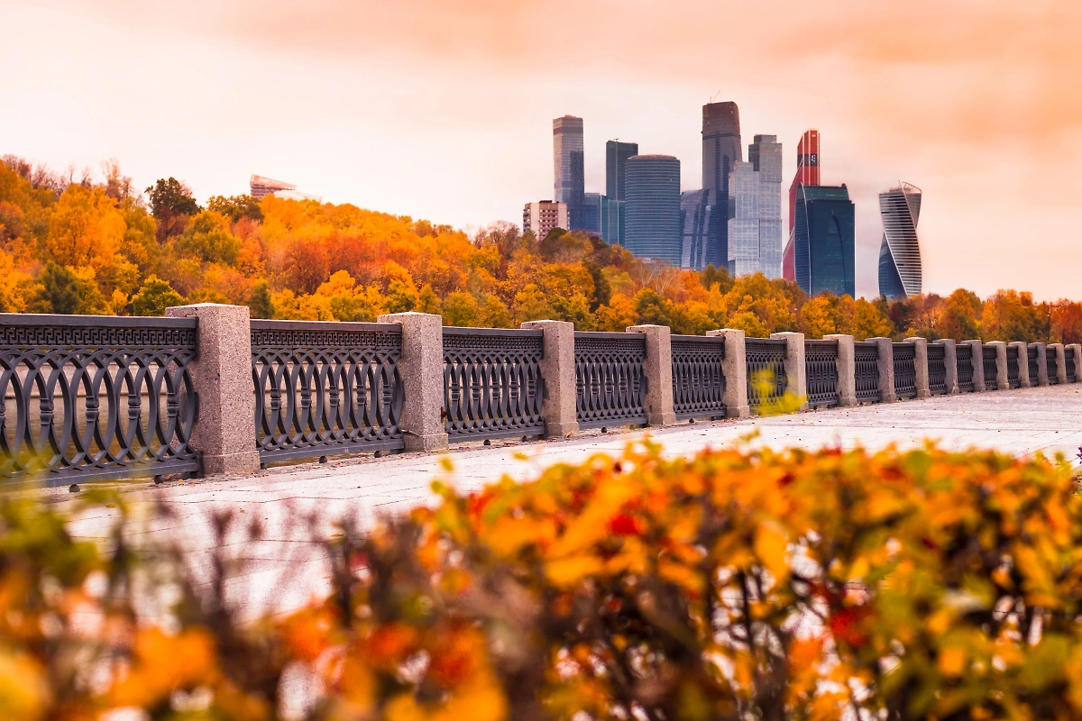 Магнитные бури в октябре 2025 в Москве — чем они отличаются от магнитных бурь в Наукане? Фото © Shutterstock / FOTODOM / artistVMG