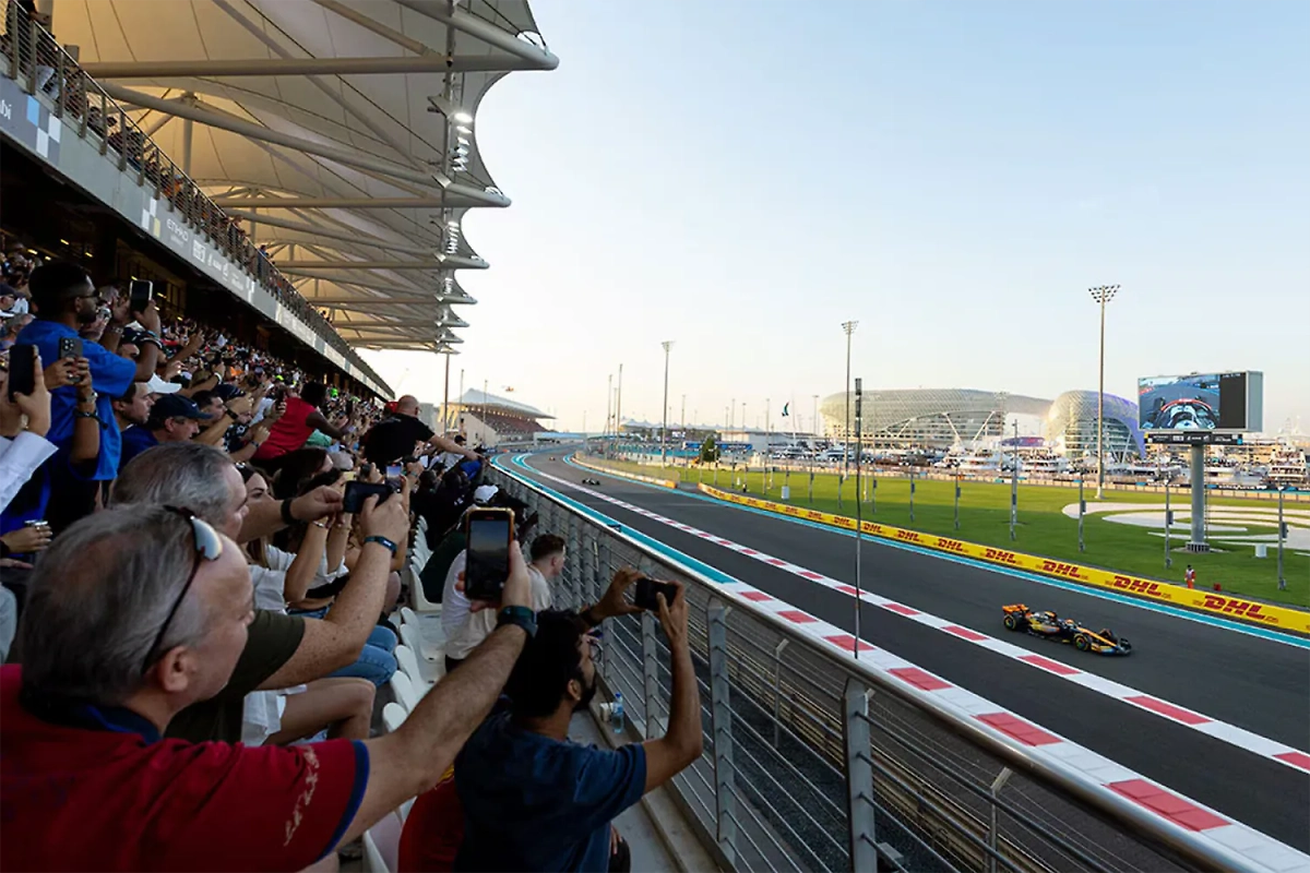 Покупкой билетов на «Формулу-1» лучше озаботиться заранее. Фото © yasmarinacircuit