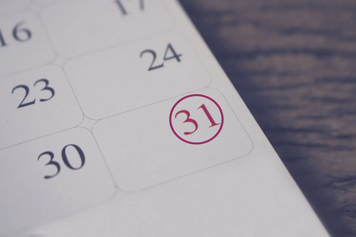 Нумерологический календарь на вторую половину октября 2025 года. Фото © Shutterstock / FOTODOM / CHIRAPHAN