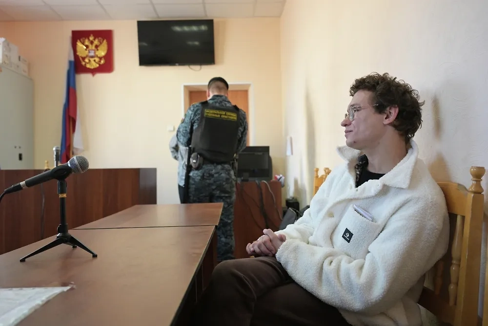 Никите Кологривому пришлось сесть на семь суток за драку в баре. Фото © РИА «Новости» / Александр Кряжев