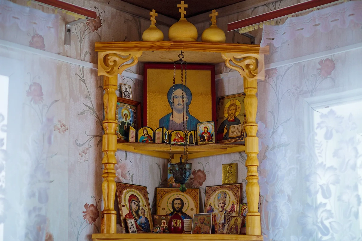 В каком углу иконы в доме должны присутствовать? Наши предки знали, в каком. Фото © Shutterstock / FOTODOM / Artem Charkin