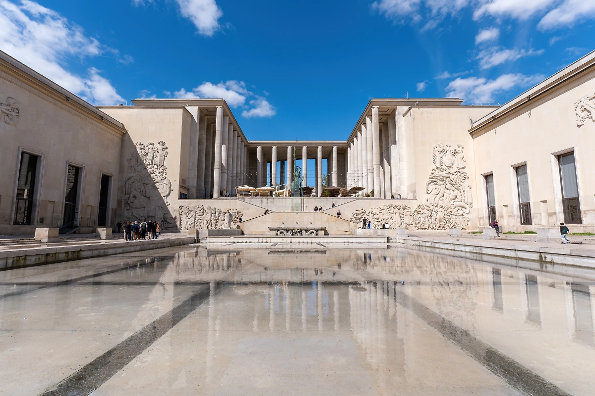 В 2010 году один из музейных грабителей посмотрел фильмы франшизы «Миссия невыполнима» и украл 5 картин. Фото © Shutterstock / FOTODOM / UlyssePixel