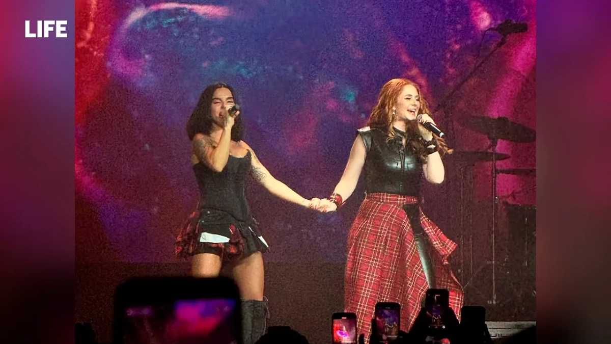 Первый после воссоединения концерт «Тату» в Москве. Фото © Life.ru