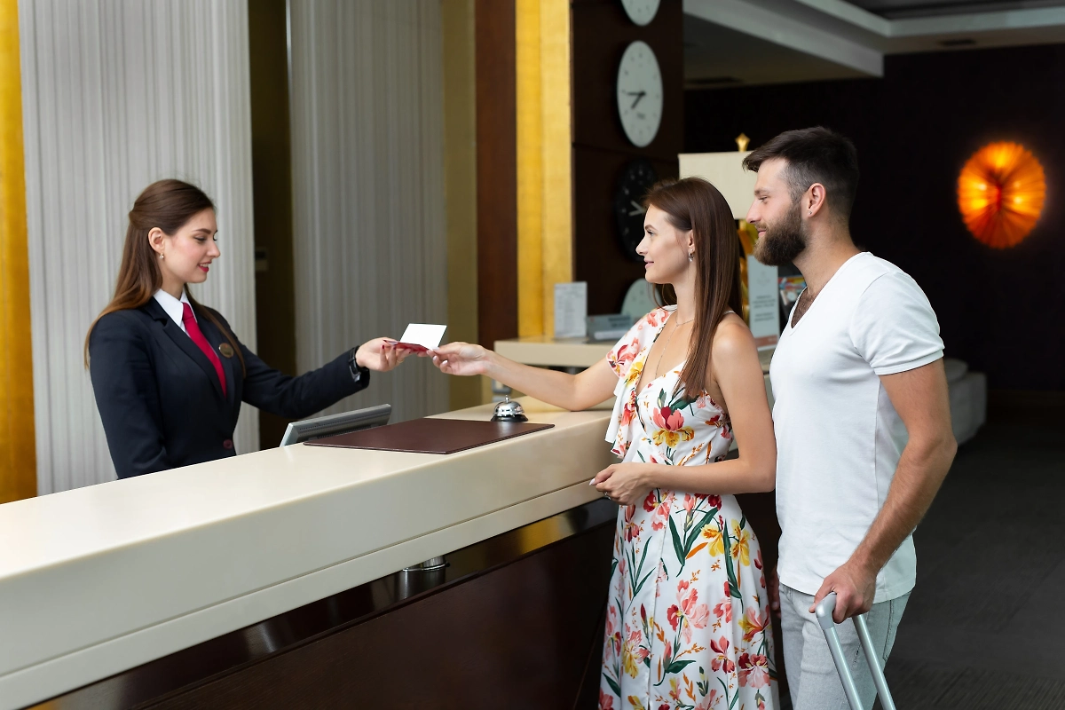 Что на самом деле нельзя делать туристам в Дубае, ОАЭ. Фото © Shutterstock / FOTODOM / Studio Peace