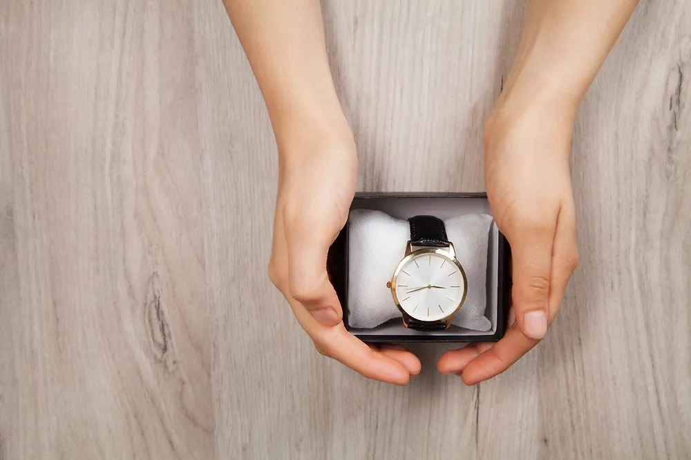 Восемь подарков, которые приносят несчастье и разлуку. Фото © Shutterstock / FOTODOM / ANAHIT GEVORGYAN