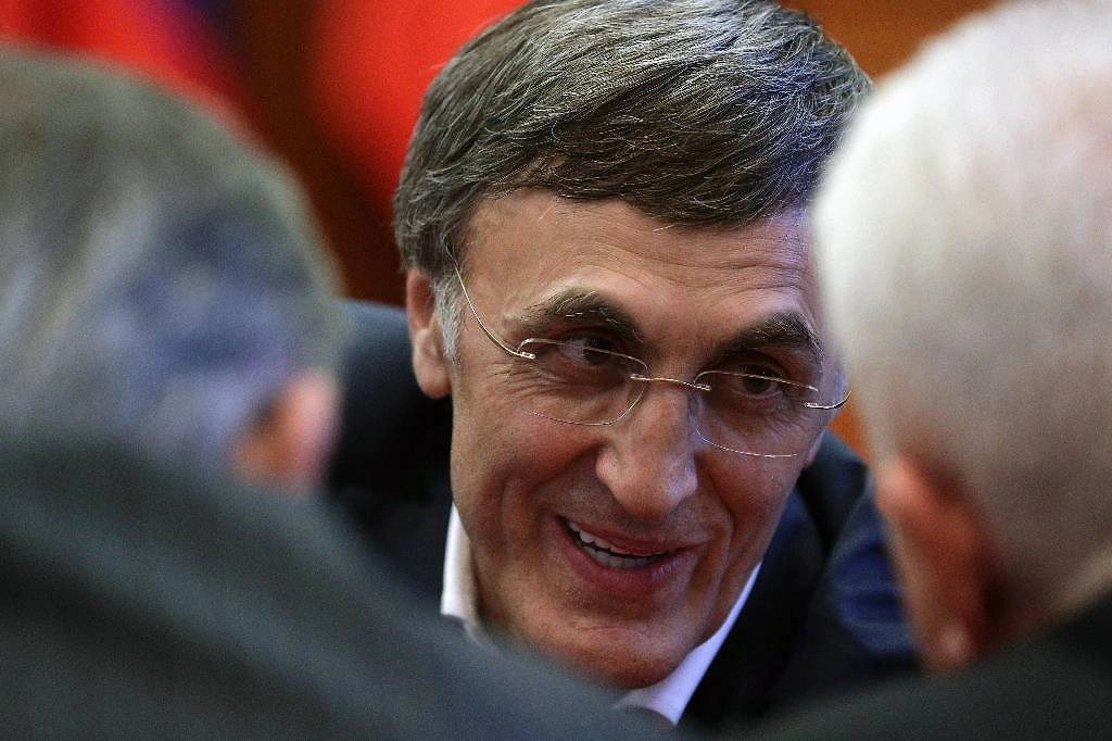 По данным Генпрокуратуры, Магомед Гаджиев* тратит средства на помощь ВСУ. Фото © ТАСС / Владимир Смирнов