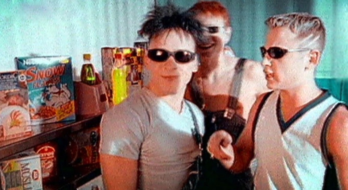 Фото © Youtube / «Отпетые мошенники»