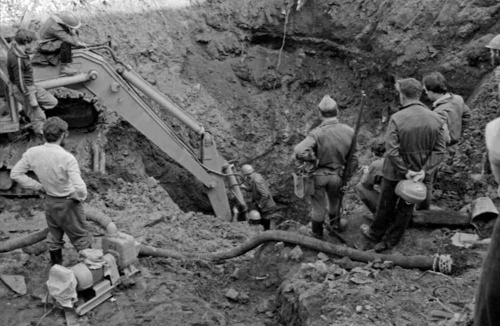 Поиски Янтарной комнаты в подвалах кёнигсбергской пивоварни «Понарт» в Калининграде. Фото © РИА «Новости» / Алексей Варфоломеев