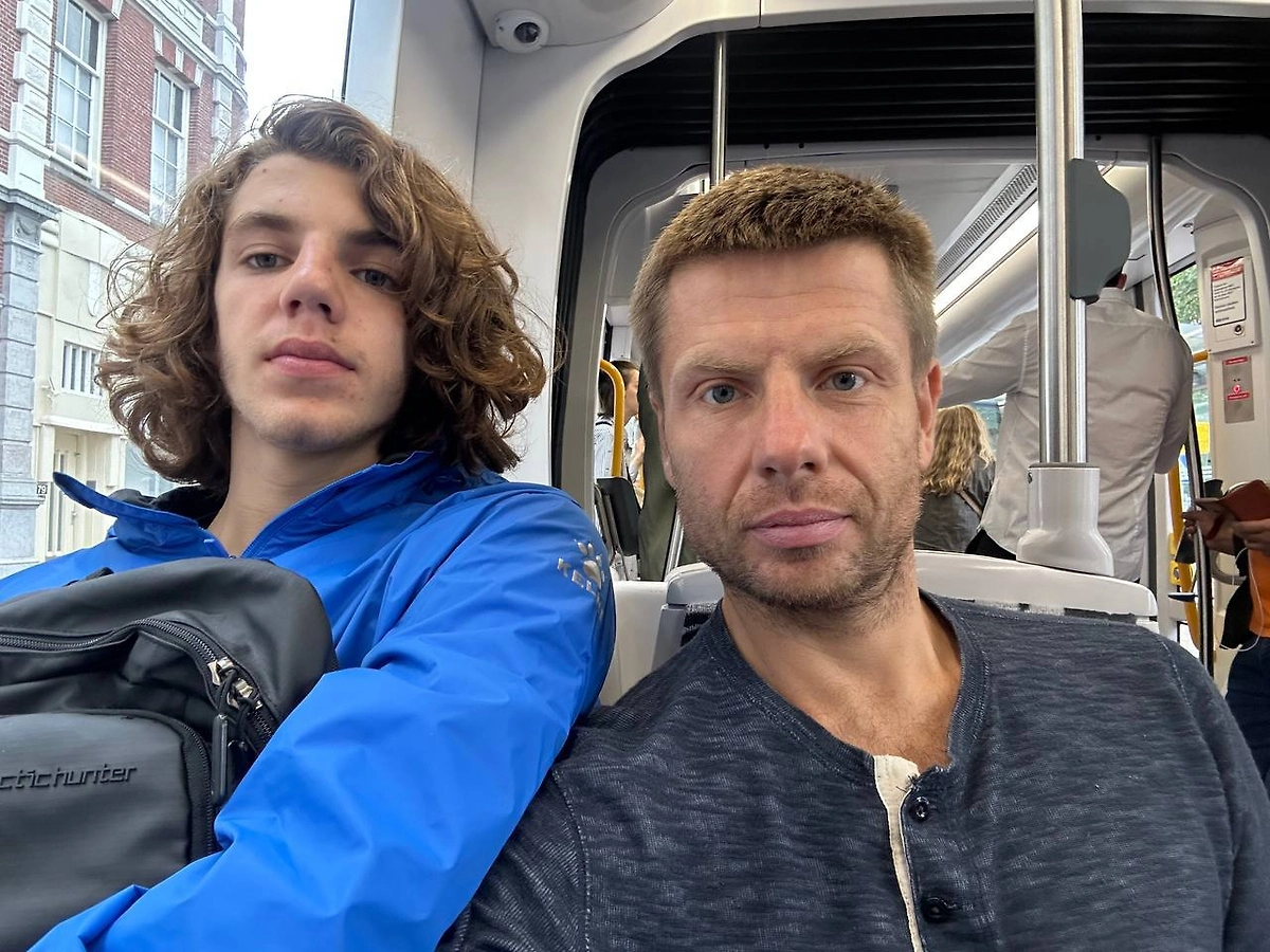 Гончаренко* с сыном. Фото © Facebook (признан экстремистской организацией и запрещён на территории Российской Федерации) / oleksiihoncharenko