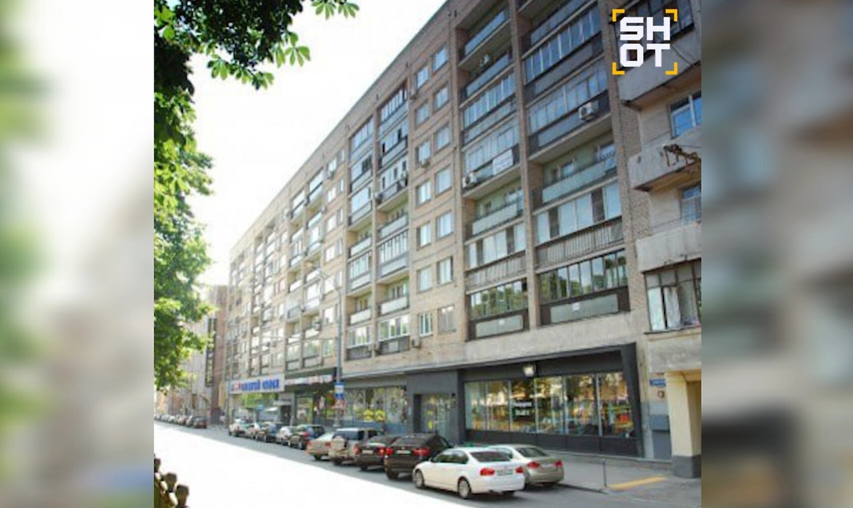 Дом на Никитском бульваре, где проживает Ефремов. Фото © Telegram / SHOT