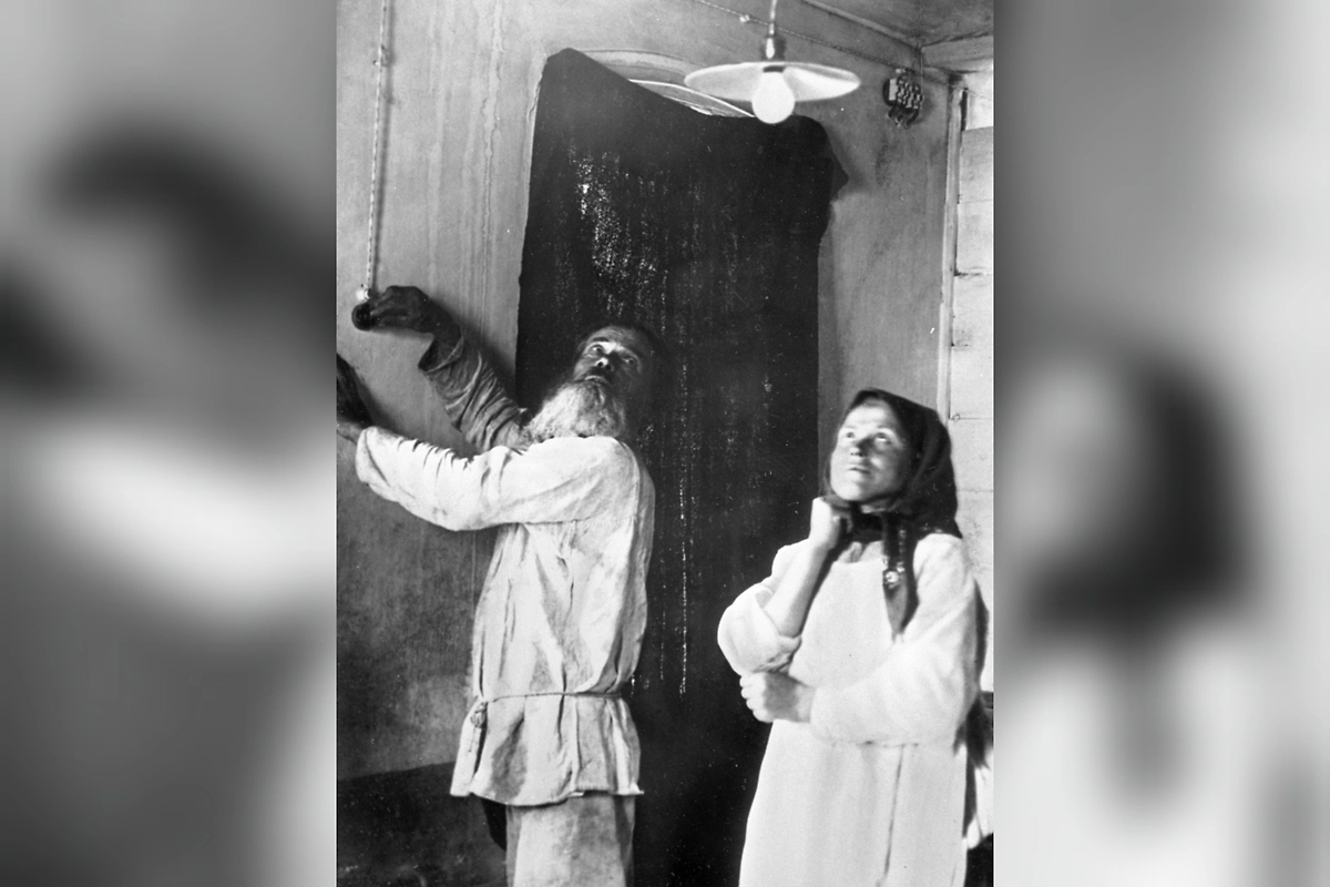 «Лампочка Ильича» — какова её история? Мы поняли, чем она отличается от обычных ламп. Но что сделало её «дочерью Ленина»? Фото © РИА «Новости»