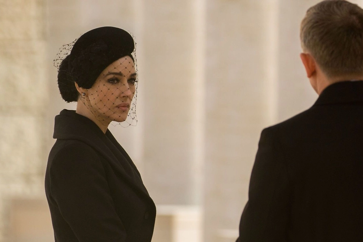 Моника Беллуччи сыграла спутницу Бонда в 50 лет. Фото © «007: Спектр», режиссёр Сэм Мендес, сценаристы Джез Баттеруорт, Джон Логан, Нил Пёрвис / Kinopoisk 