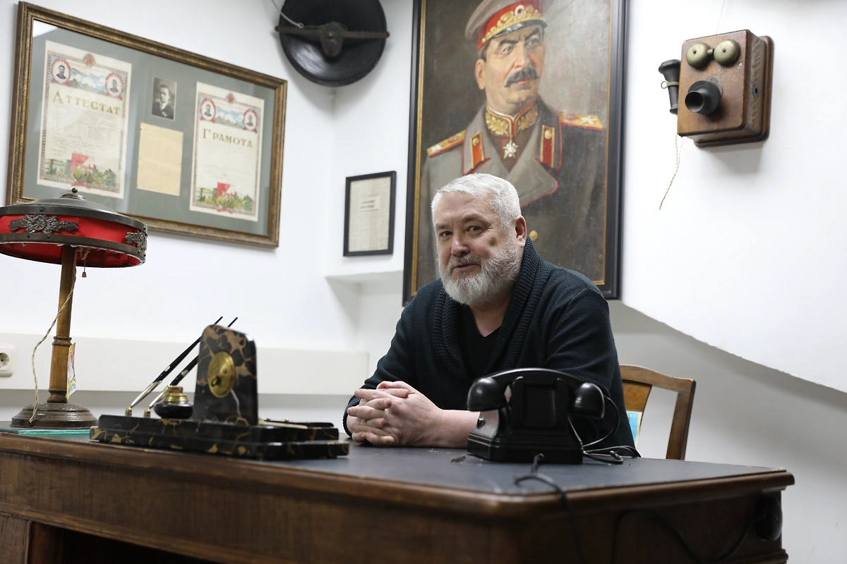 Директор «Музея СССР на Охотном Ряду»Александр Попов уверен, что тяга к советскому — это наш «культурный нерв». Фото © Life.ru 