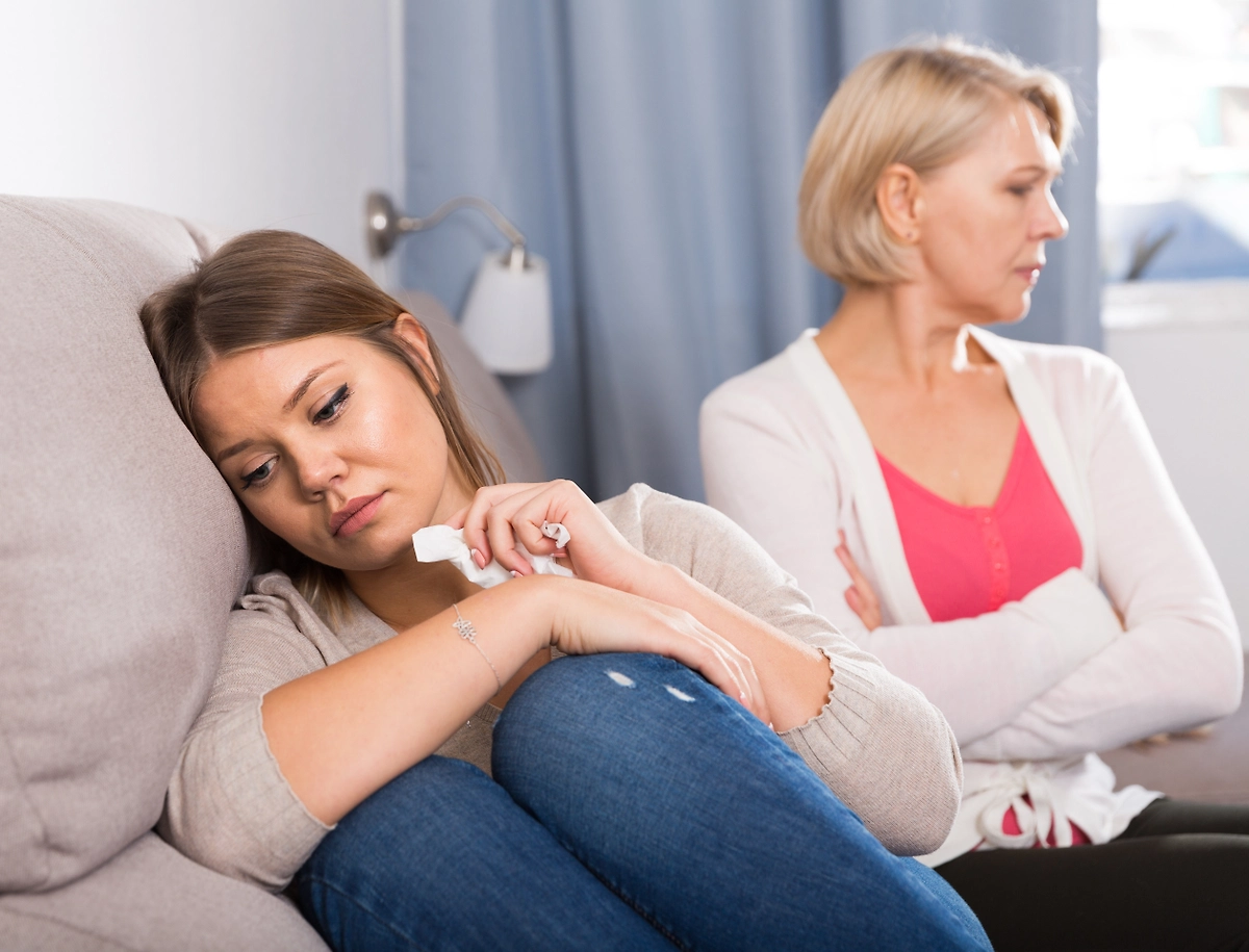 Самые жестокие фразы родителей, после которых взрослые дети отворачиваются. Фото © Shutterstock / FOTODOM / BearFotos