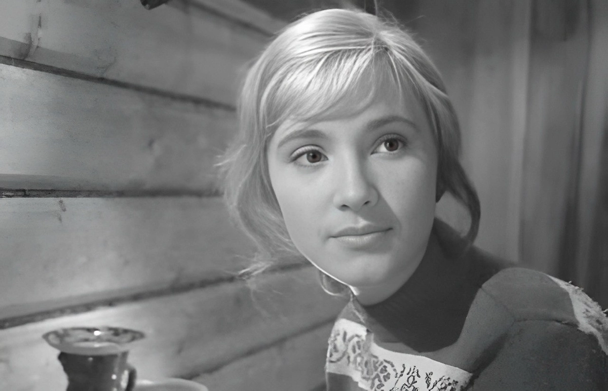 Актриса и любимица Брежнева Алла Чернова — как начиналась её жизнь, кто её родители? Фото © «Не забудь... станция Луговая», режиссёры Никита Курихин, Леонид Менакер, сценаристы Иосиф Ольшанский, Нина Руднева / Kinopoisk 