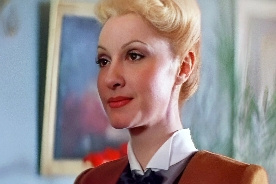 Любимица Брежнева Алла Чернова перестала сниматься в кино уже после смерти генсека. Фото © «Тайна «Чёрных дроздов», режиссёр Вадим Дербенёв, сценаристы Валентина Колодяжная, Елизавета Смирнова, Агата Кристи / Kinopoisk 