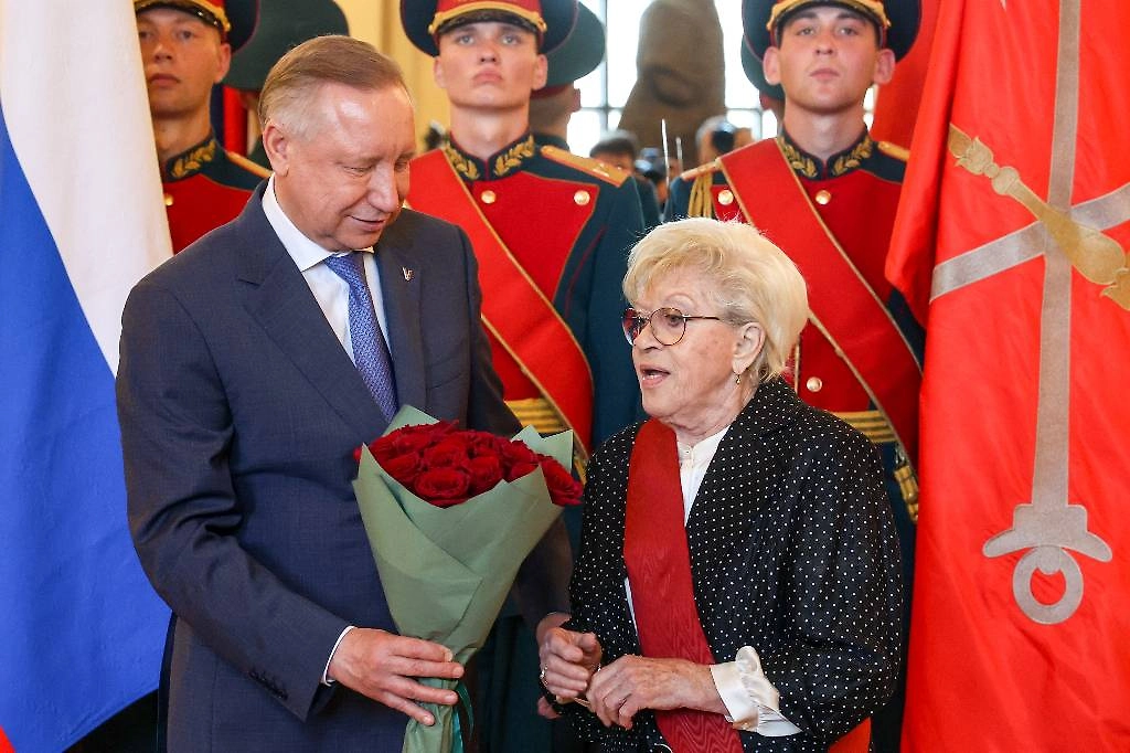 Алиса Фрейндлих: сколько лет легенде отечественного театра и кинематографа? И сколько ей исполняется в 2025 году? Фото © ТАСС / Александр Демьянчук