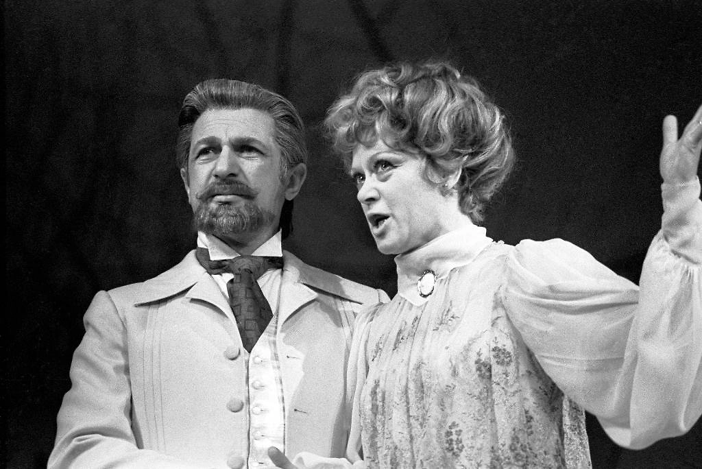 Театр всегда был главным для Фрейндлих. Она с 1983 служит в БДТ, лично сотрудничала с Георгием Товстоноговым. Фото © ТАСС / Валерий Христофоров