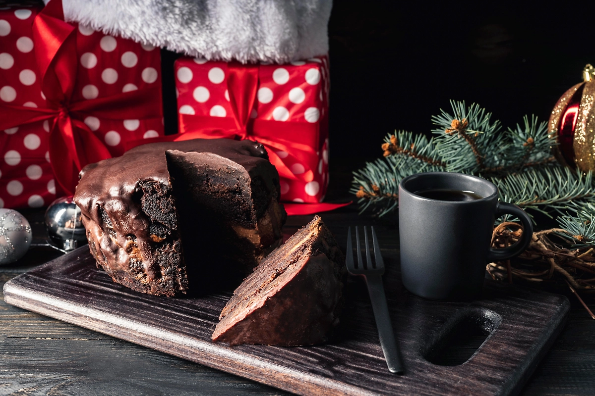 Новогодний стол без «перегруза»: простые рецепты для праздника. Фото © Freepik