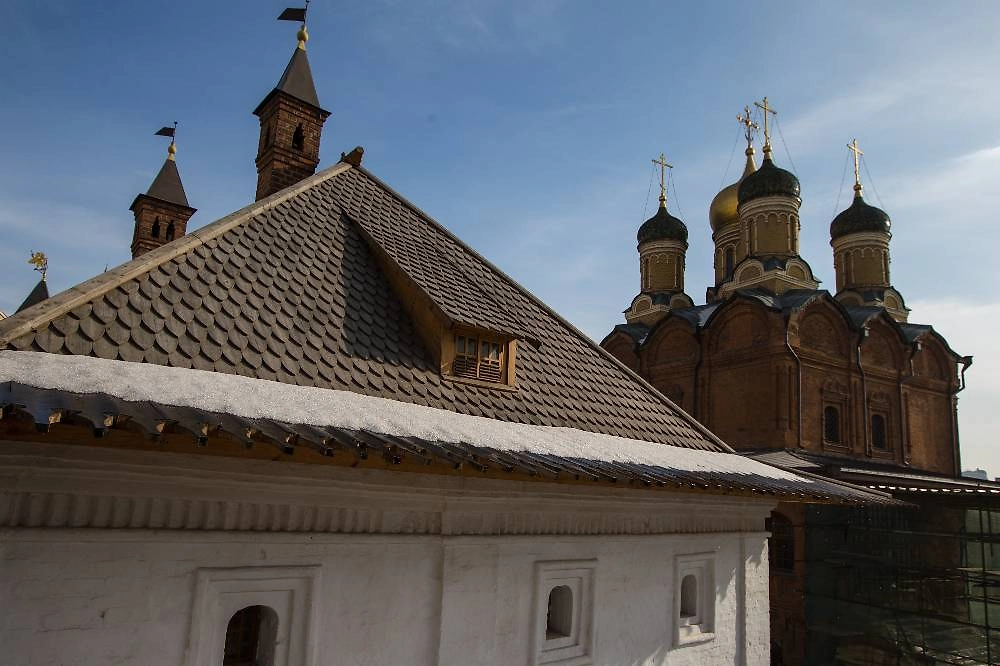 На Новый 2026 год можно посетить московские усадьбы, например, палаты бояр Романовых. Фото © ТАСС / Станислав Красильников