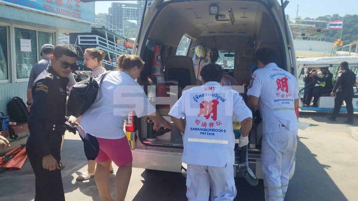 Россиянка чуть не лишилась ноги во время прогулки на катере в Таиланде. Фото © SHOT