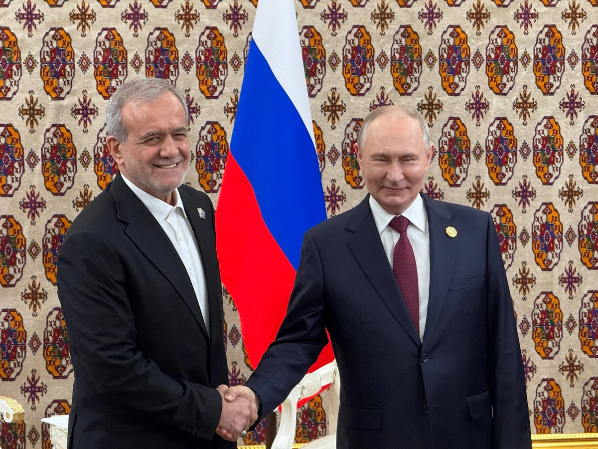 Масуд Пезешкиан и Владимир Путин. Фото © Life.ru