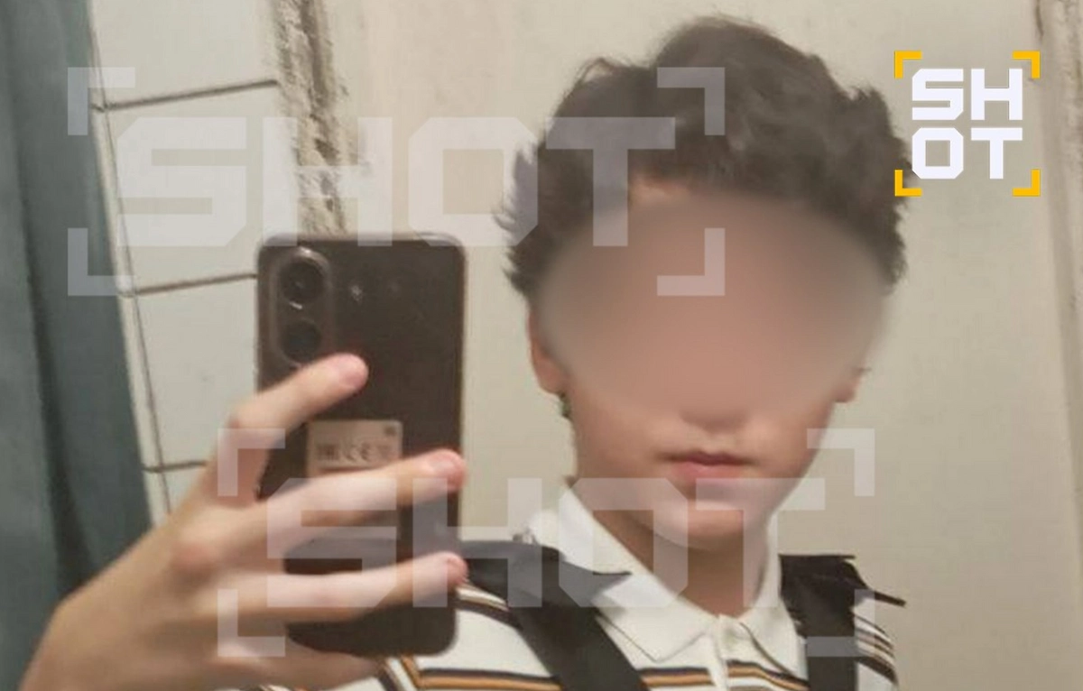 Подросток, напавший с ножом на учащихся подмосковной школы. Фото © Telegram / SHOT