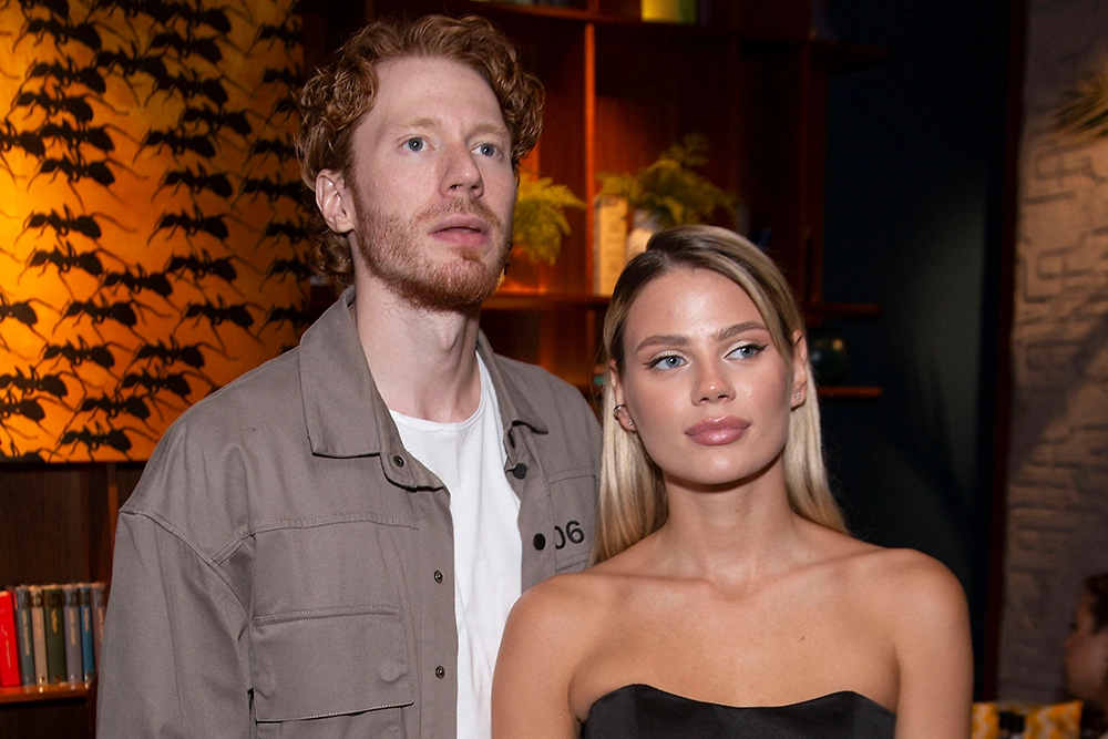 Артист Никита Пресняков, внук Аллы Пугачёвой, развёлся с женой, Алёной Красновой, в 2025 году. Фото © ТАСС / Вадим Тараканов