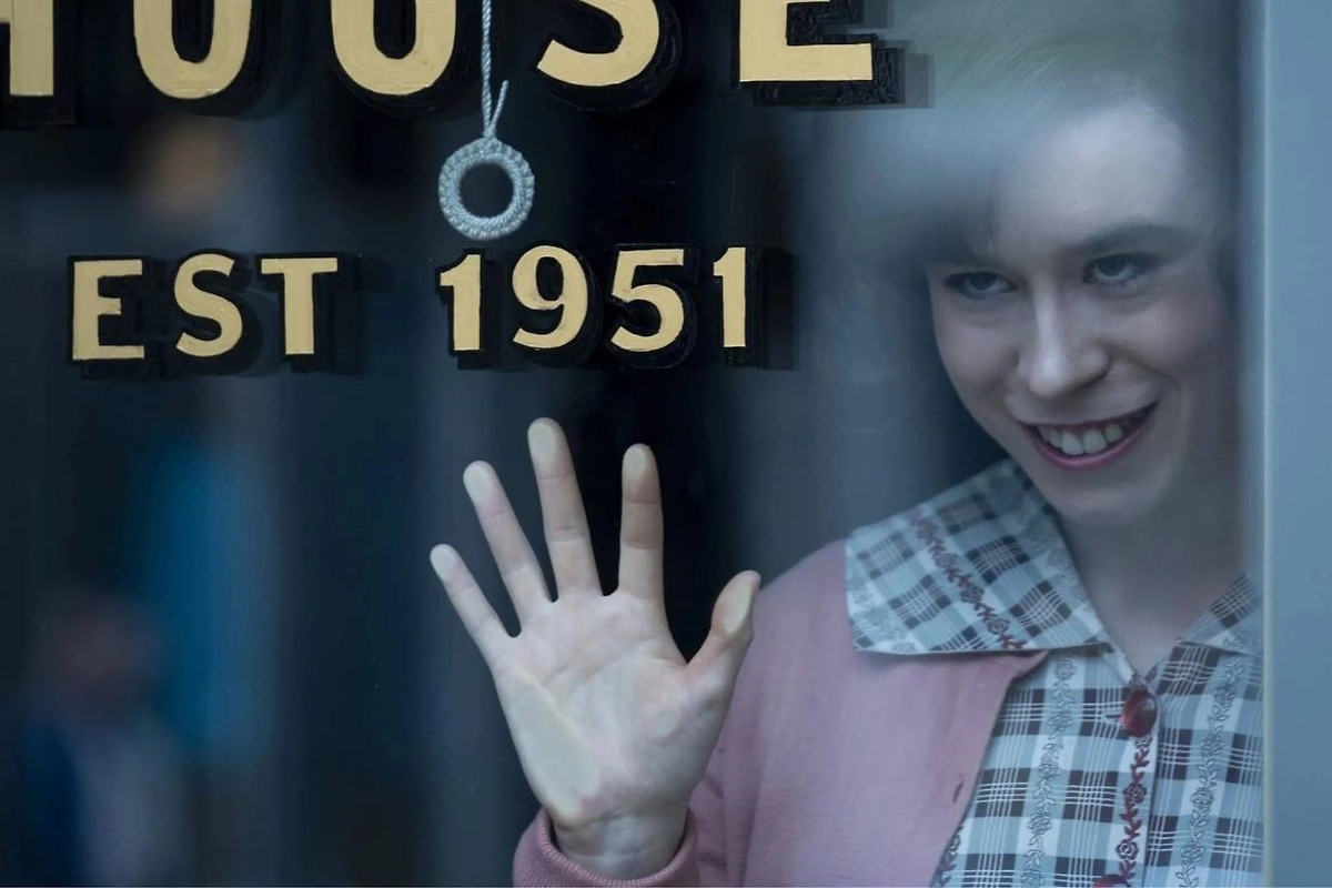 Фото © Кадр из сериала «Оно: Добро пожаловать в Дерри», режиссер Андрес Мускетти, Эндрю Бернштейн и др., сценаристы Джейсон Фьюкс, Андрес Мускетти, Барбара Мускетти и др. / Kino-teatr