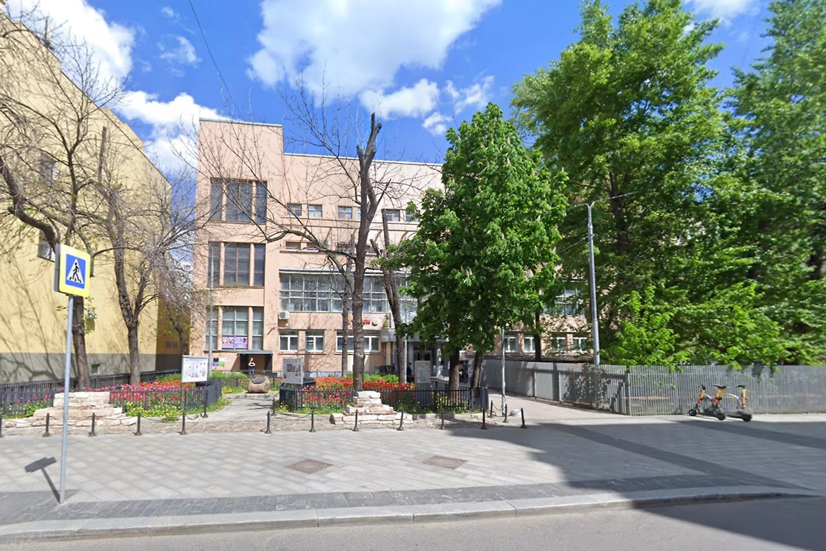 Дом, построенный для сотрудников НКВД. Фото © maps