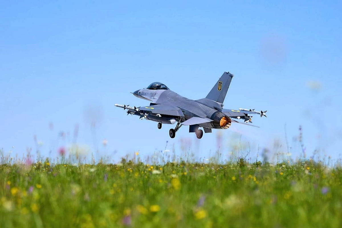 F-16 на вооружении ВСУ. Фото © Х / zelenskyy