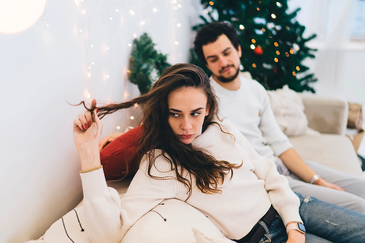 Что нельзя говорить любимому человеку перед новогодними праздниками. Фото © Shutterstock / FOTODOM / GaudiLab