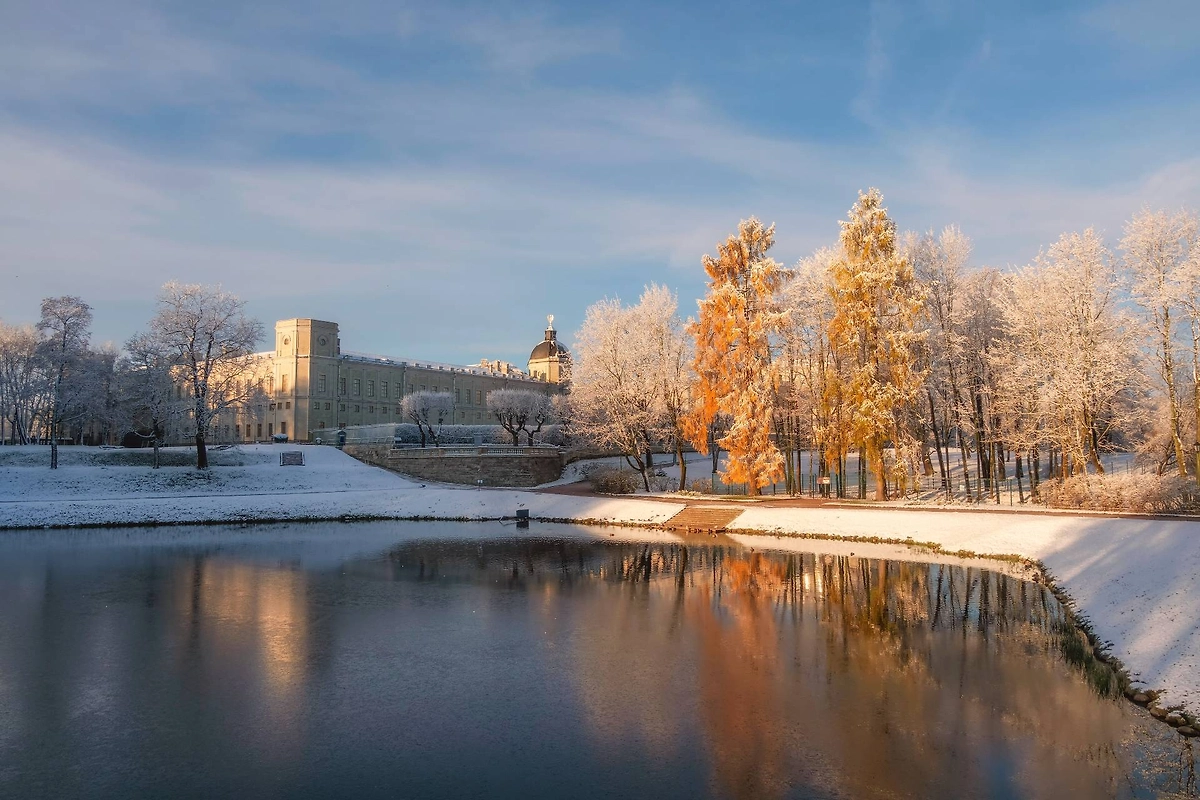 Гатчина — историческое место для прогулок под Петербургом. Фото © Shutterstock / FOTODOM / Stanislav71