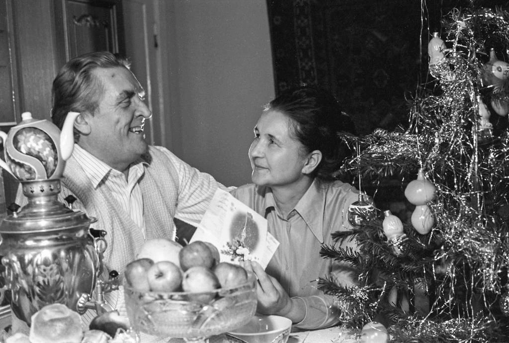 Как выглядел домашний Новый год в СССР: 10 архивных фото. Фото © ТАСС /Шлафштейн М.