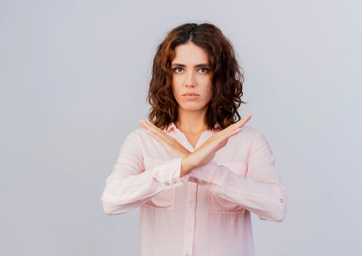 Евстратиев день 2025: почему нельзя разговаривать с незнакомцами. Фото © Freepik / stockking