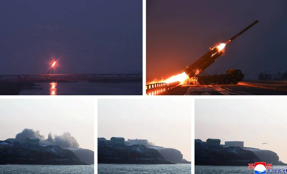 КНДР провела учения по запуску стратегических крылатых ракет дальнего действия. Фото © ЦТАК