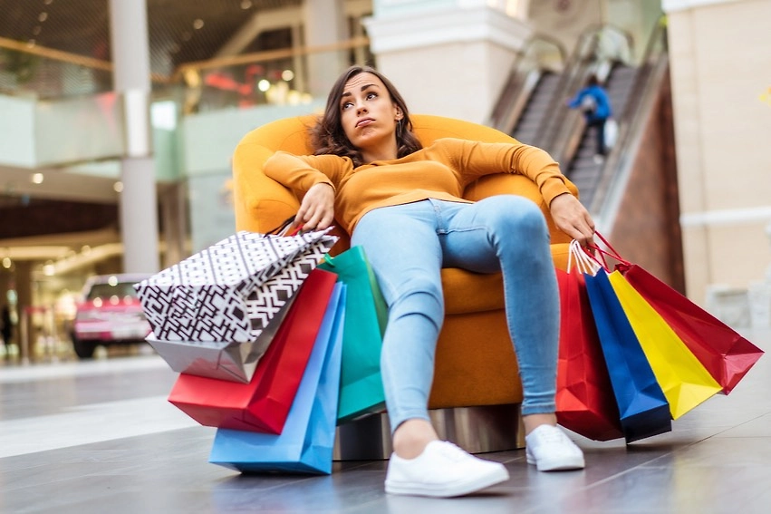 Как выбрать подарки коллегам на Новый год и не выглядеть скупым. Фото © Shutterstock / FOTODOM / My Ocean Production