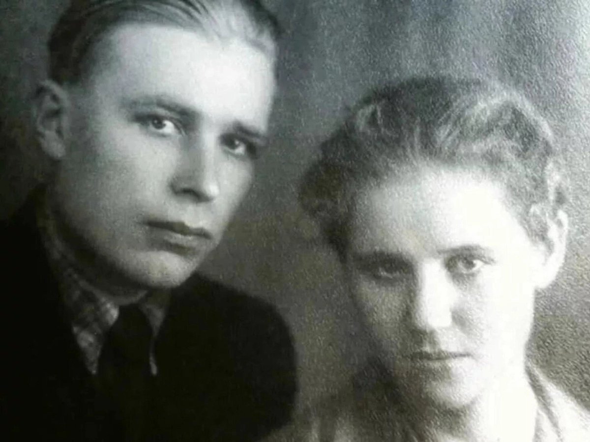 Бабушка и дедушка Арзамасова. Фото © Instagram (признан экстремистской организацией и запрещён на территории Российской Федерации) / @liza_arzamasova