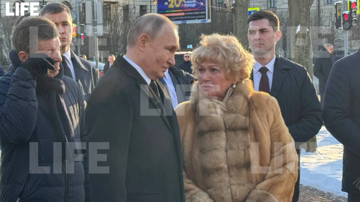 Памятные мероприятия в день смерти Анатолия Собчака. Фото © Life.ru 