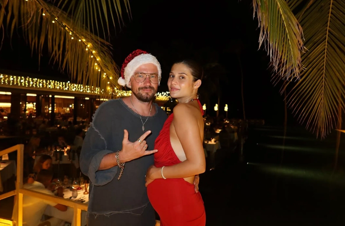 Пара ждёт первенца. Фото © Instagram (признан экстремистской организацией и запрещён на территории Российской Федерации) / aktorsashapetrov