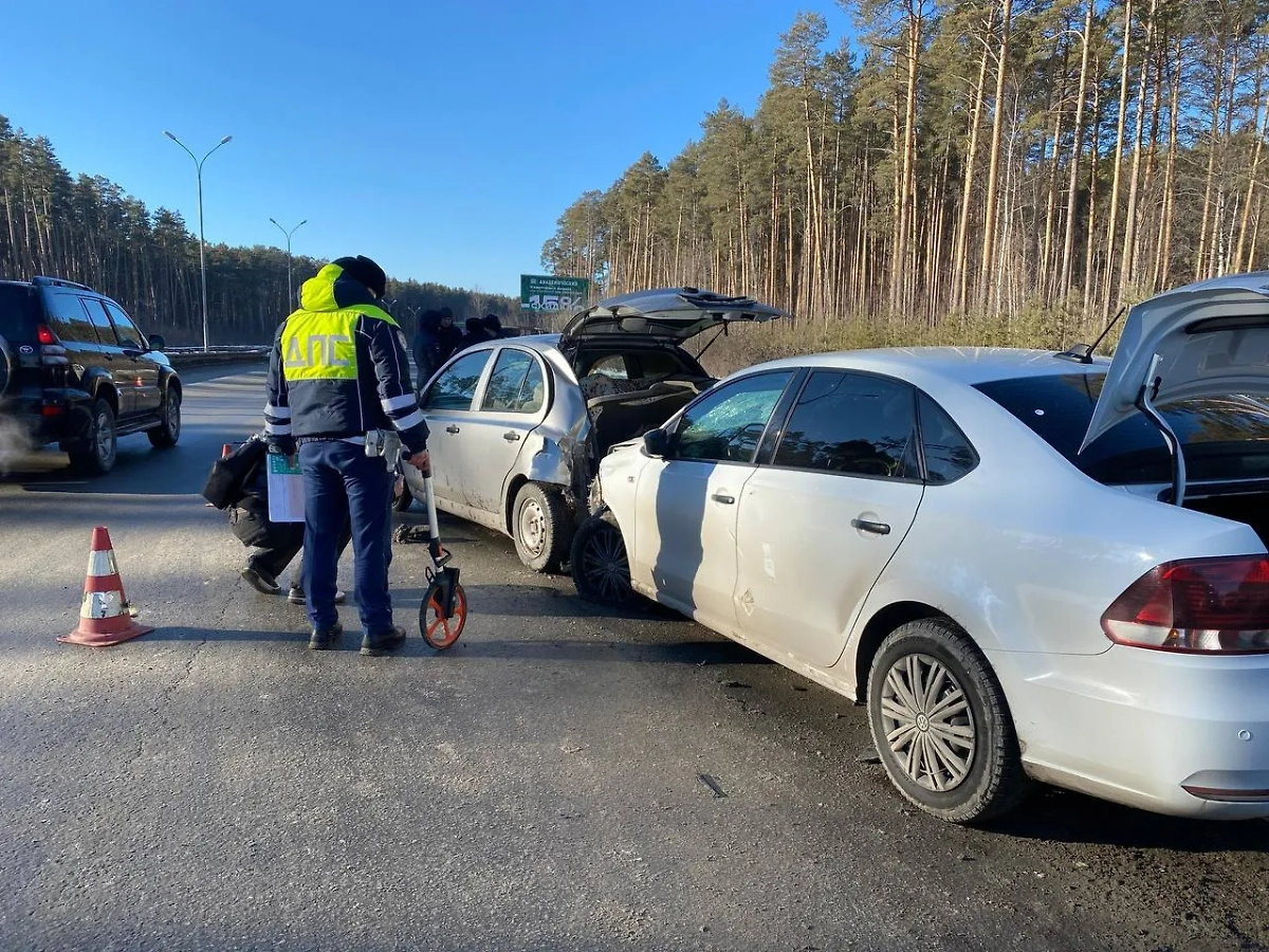 ДТП в Екатеринбурге. Фото © VK / Госавтоинспекция Свердловской области